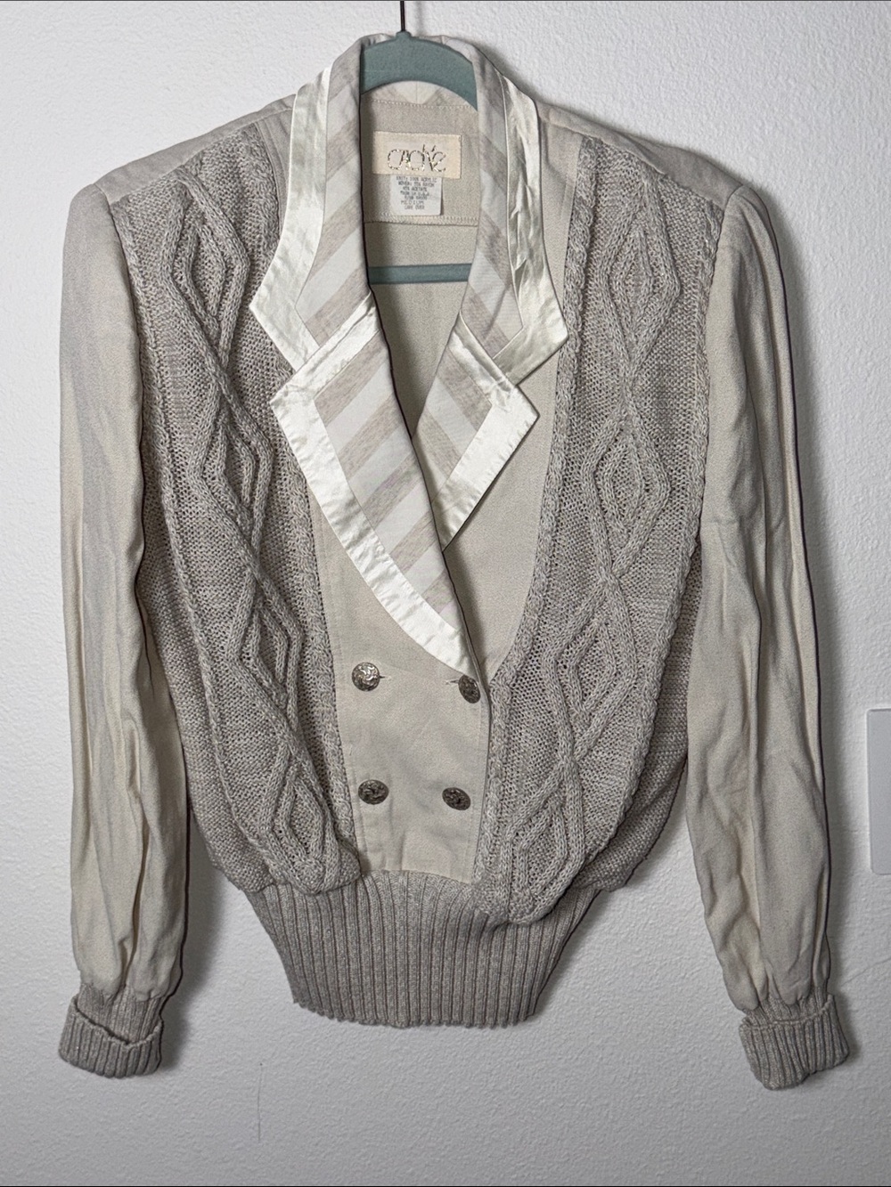 Cache Grayish Tan Cable-Knit Double-Breasted sweater Size M